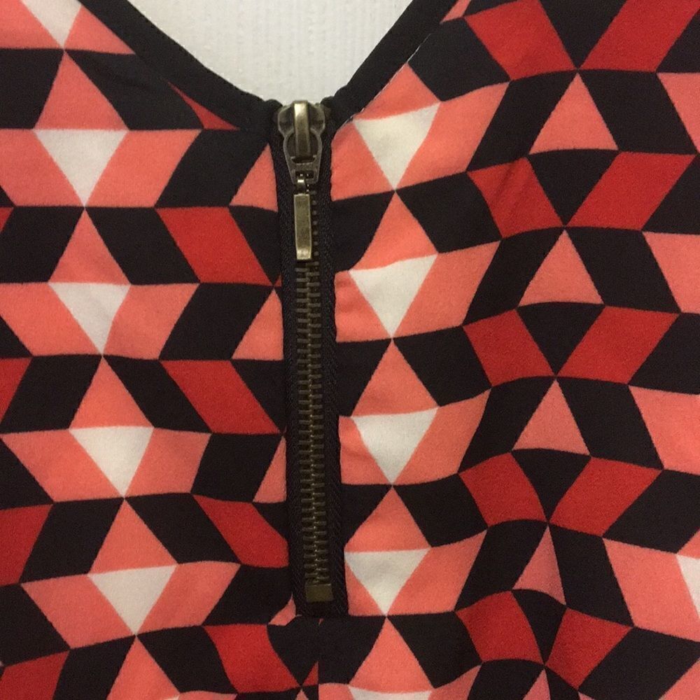 XOXO Romper - Picture 6 of 8